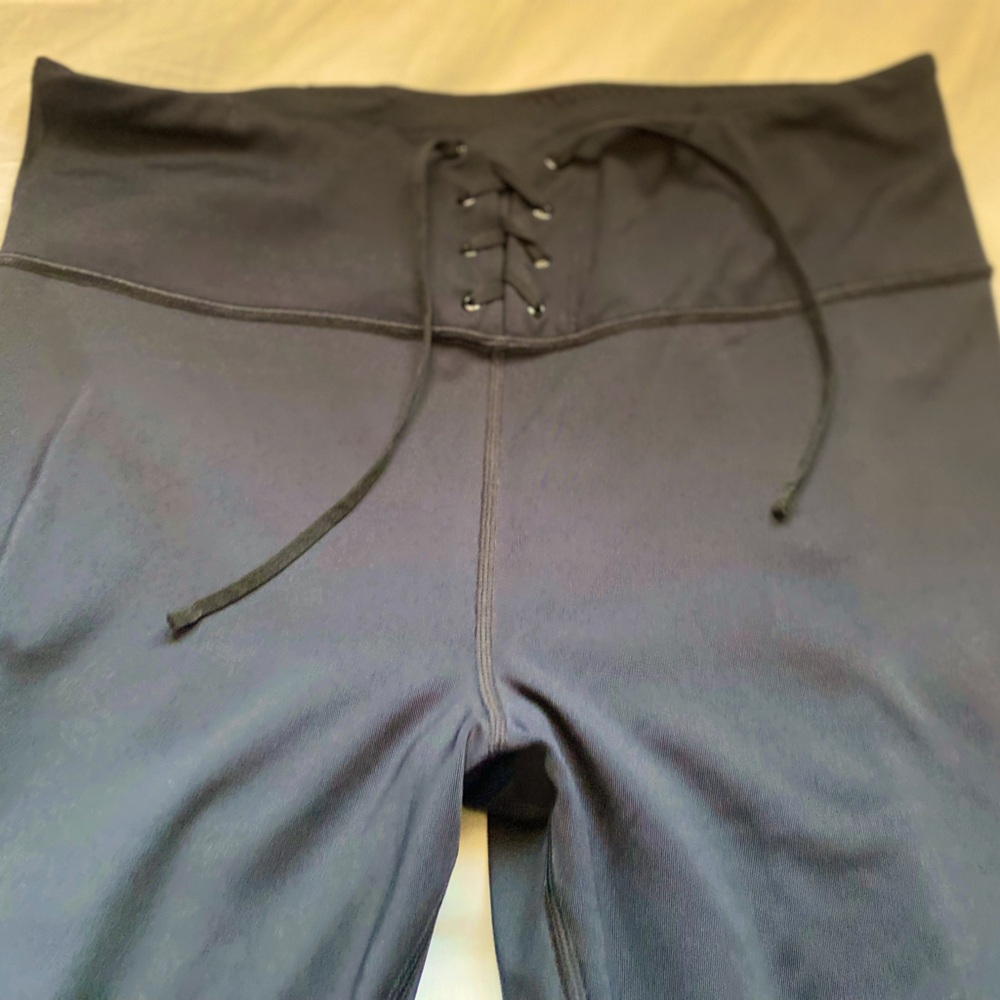 Victoria’s Secret ankle leggings